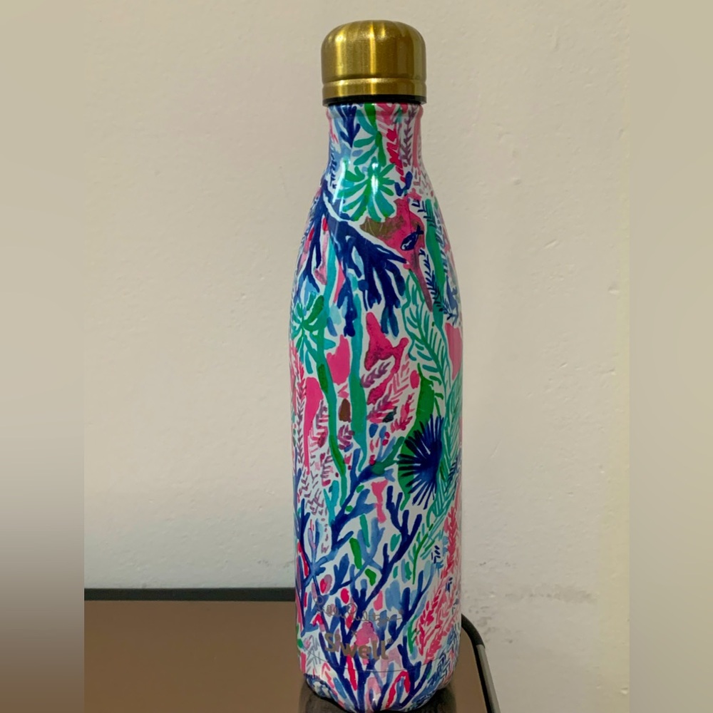 Lilly Pulitzer by Swell water bottle